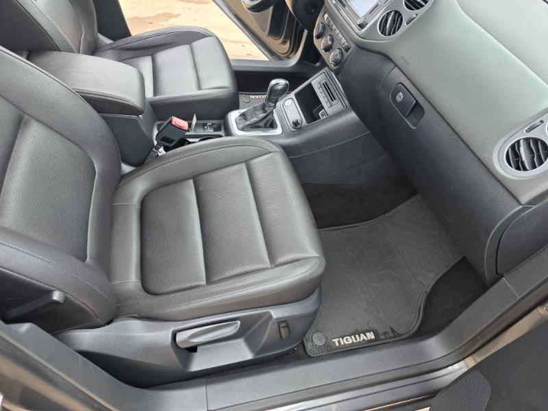 Volkswagen Tiguan SE 2016