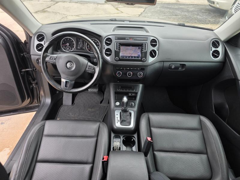 Volkswagen Tiguan SE 2016