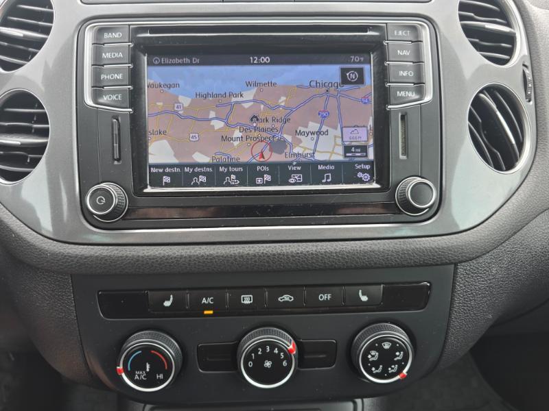 Volkswagen Tiguan SE 2016
