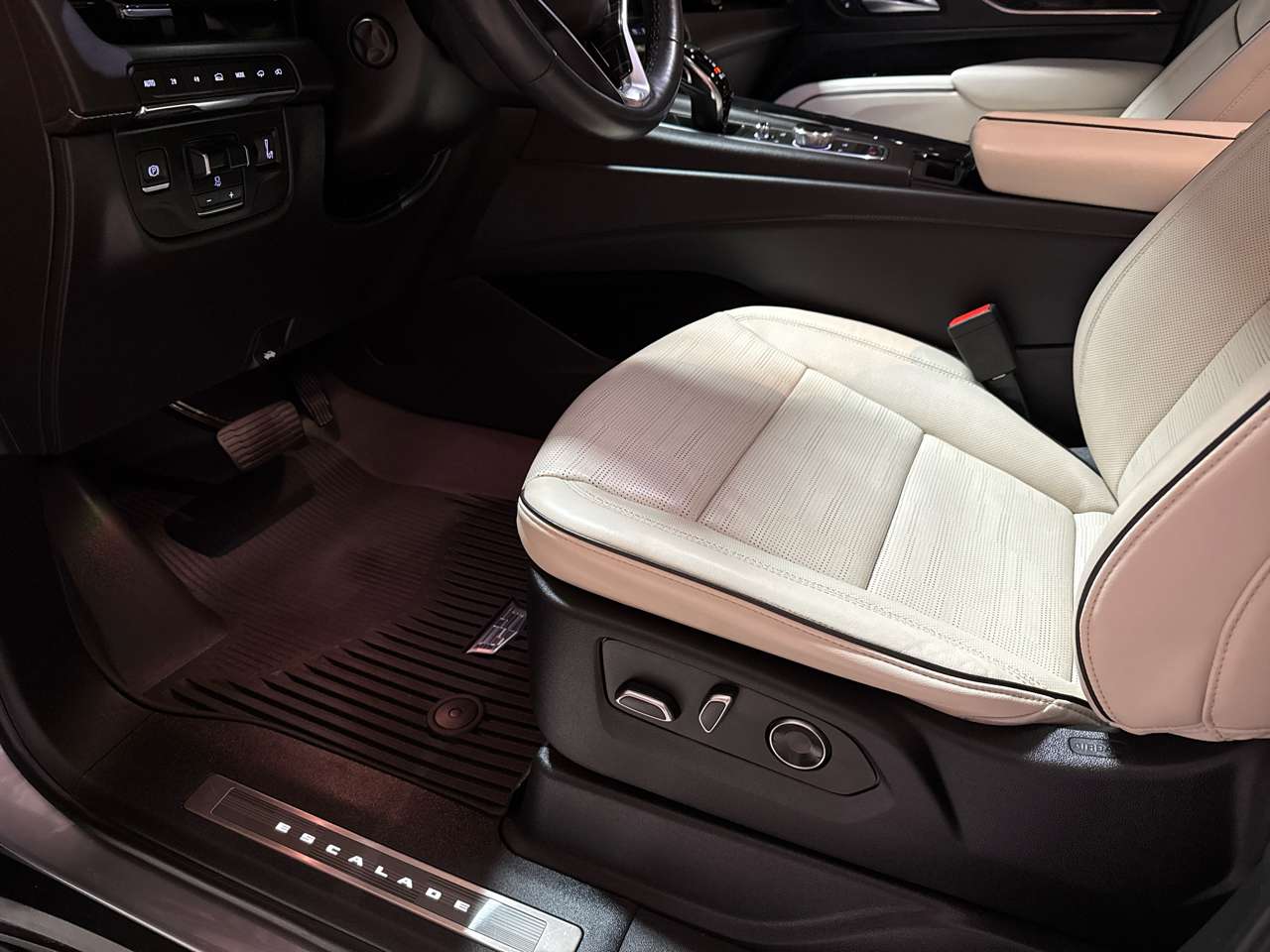 Cadillac Escalade Sport AWD 2023