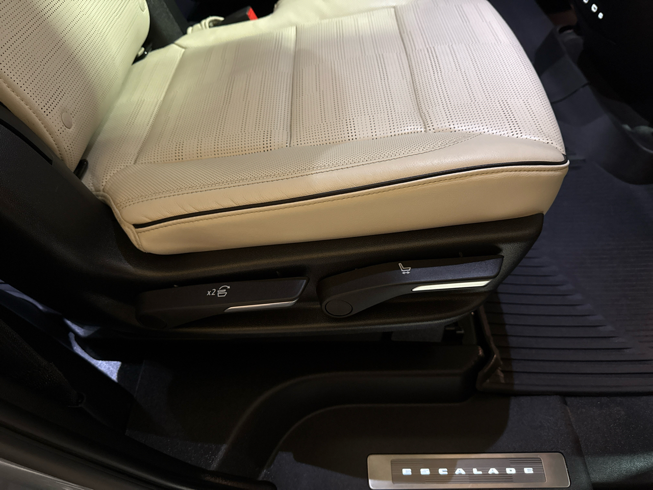 Cadillac Escalade Sport AWD 2023