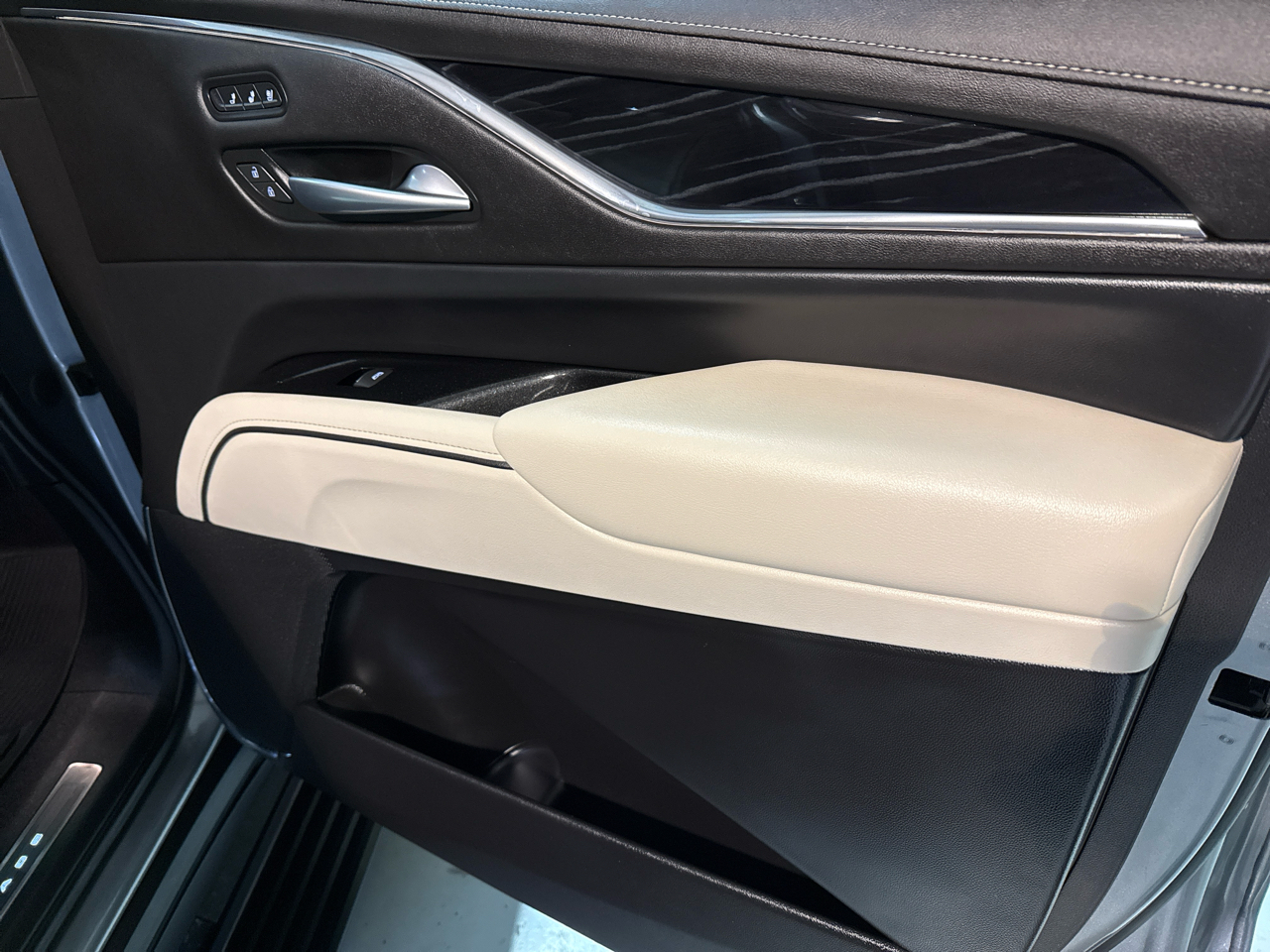 Cadillac Escalade Sport AWD 2023