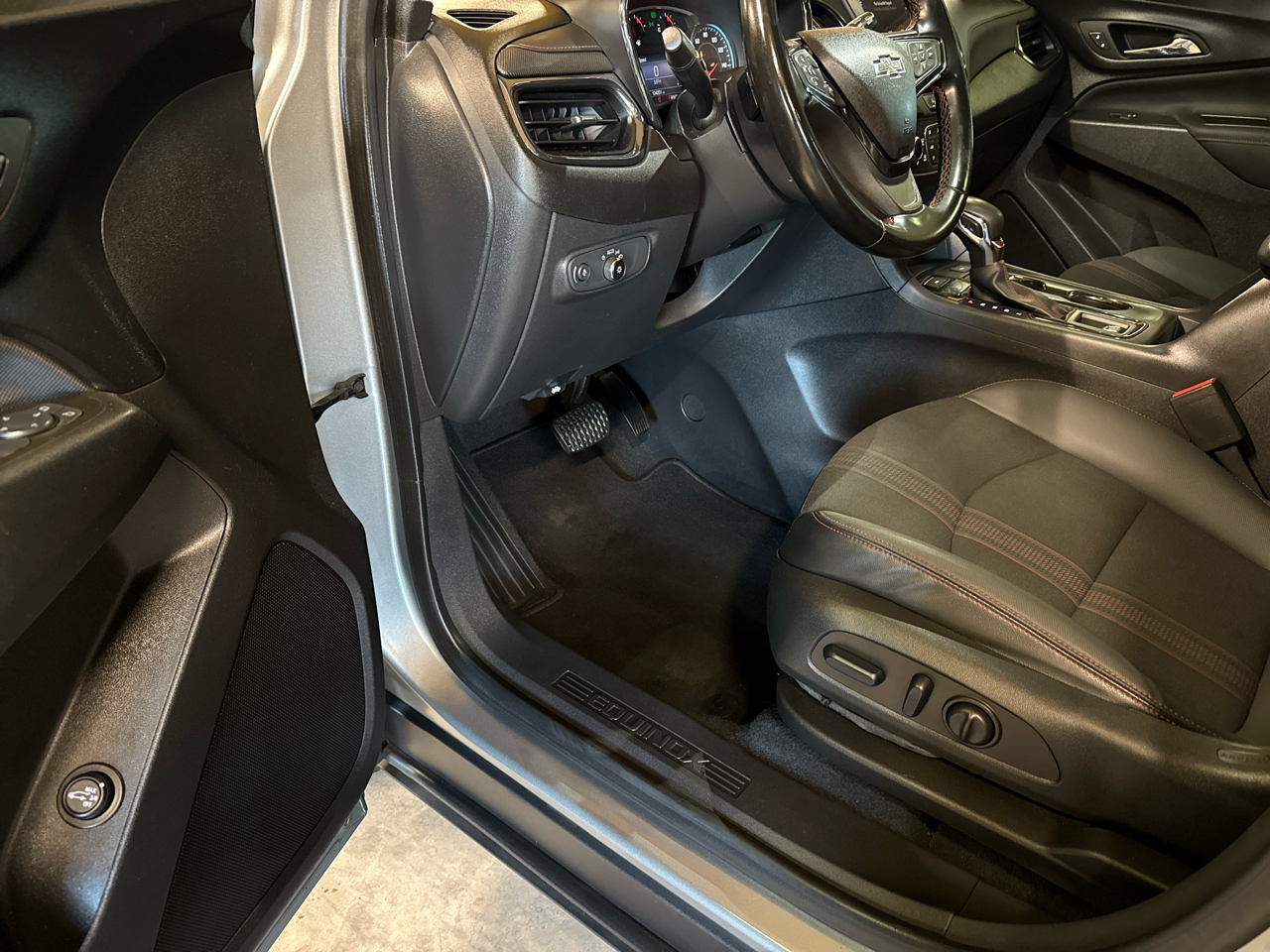 Chevrolet Equinox AWD 4dr RS 2023