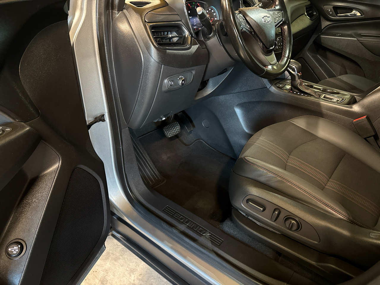 Chevrolet Equinox AWD 4dr RS 2023