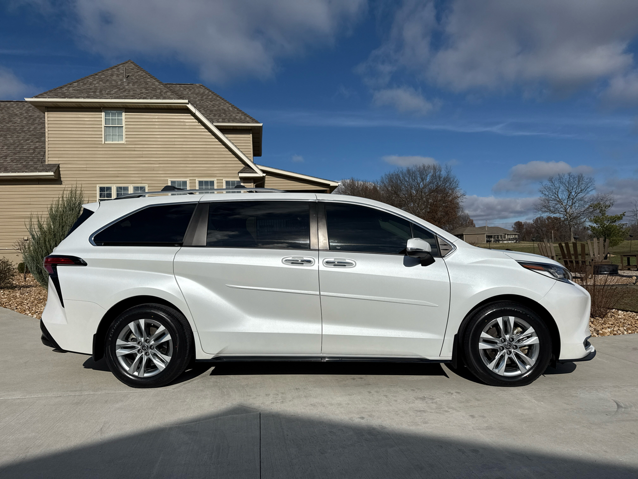 Toyota Sienna Limited FWD 7-Passenger (Natl) 2022