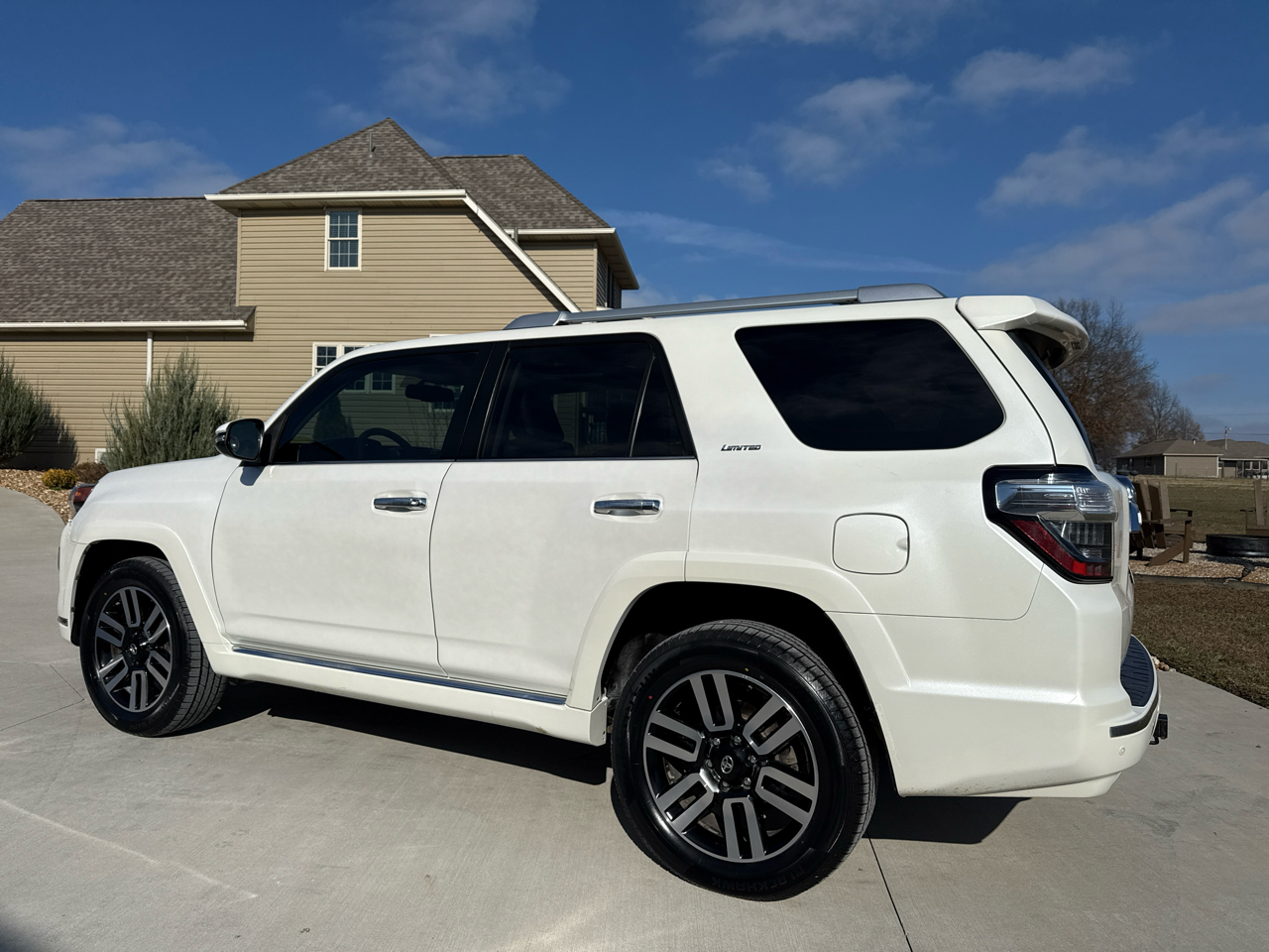 Toyota 4Runner Limited 4WD V6 2014