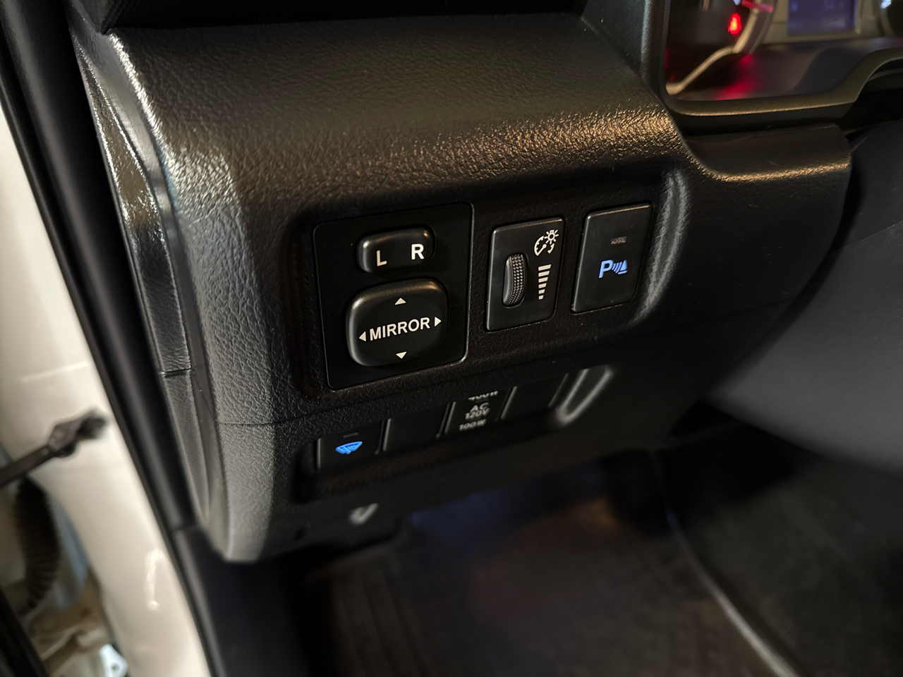 Toyota 4Runner Limited 4WD V6 2014