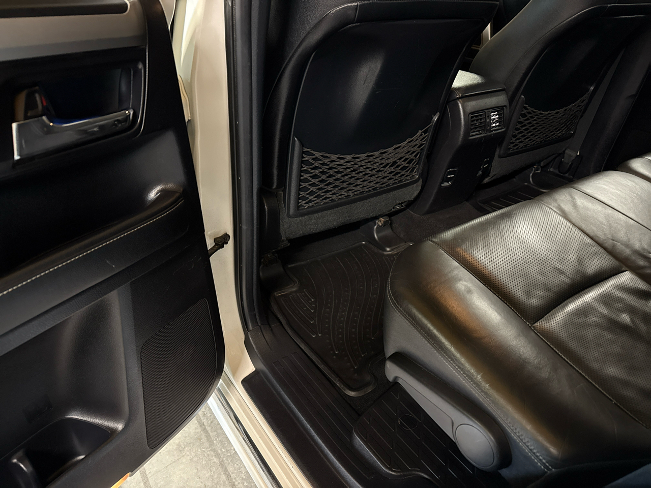 Toyota 4Runner Limited 4WD V6 2014