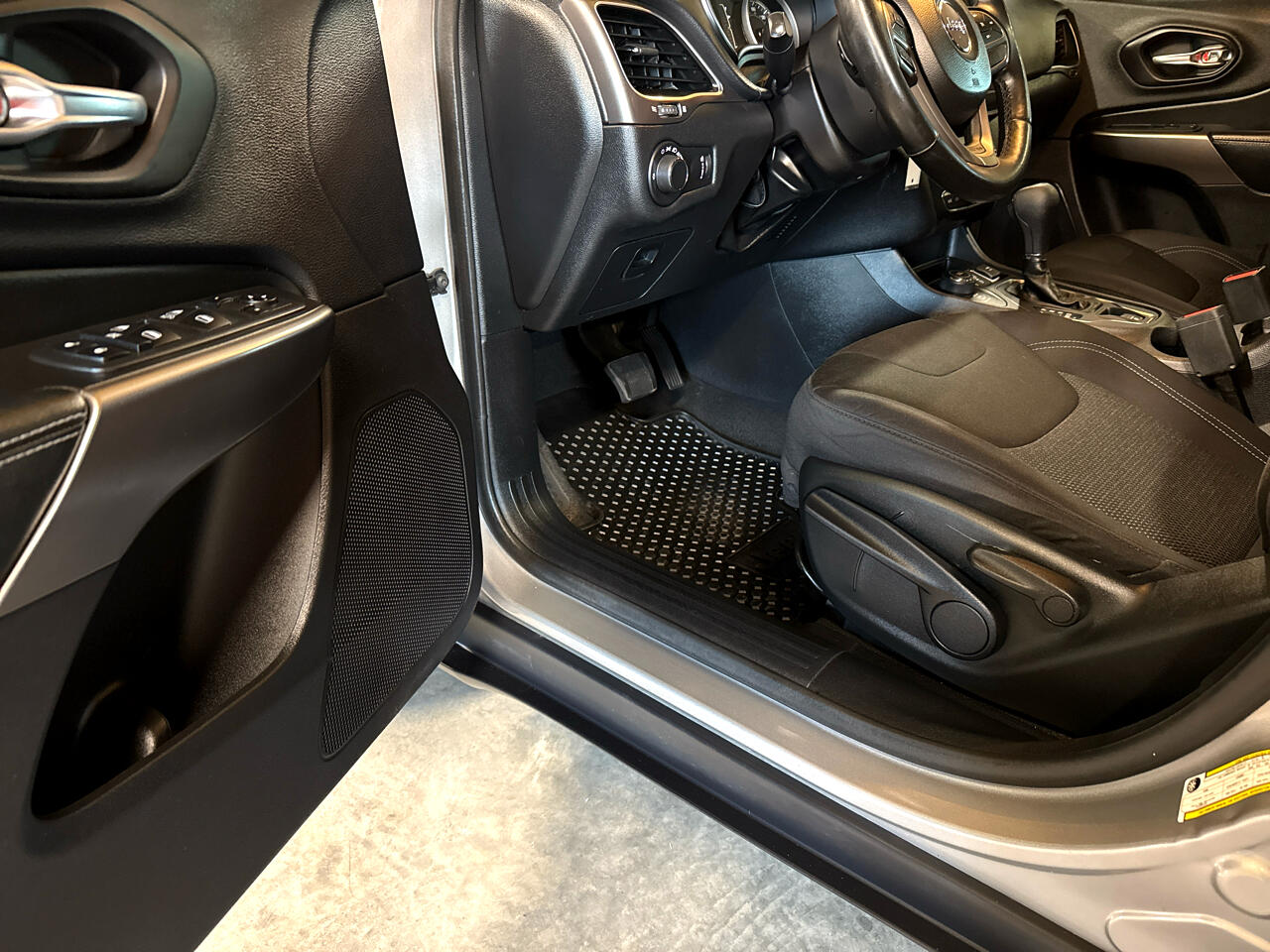 Jeep Cherokee Latitude 4x4 2020