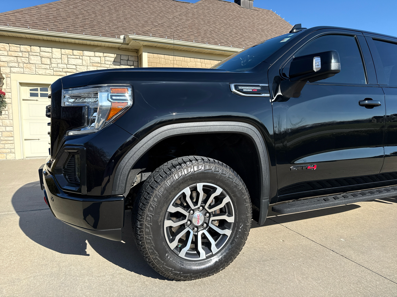 GMC Sierra 1500 AT4 Crew Cab 4WD 2021