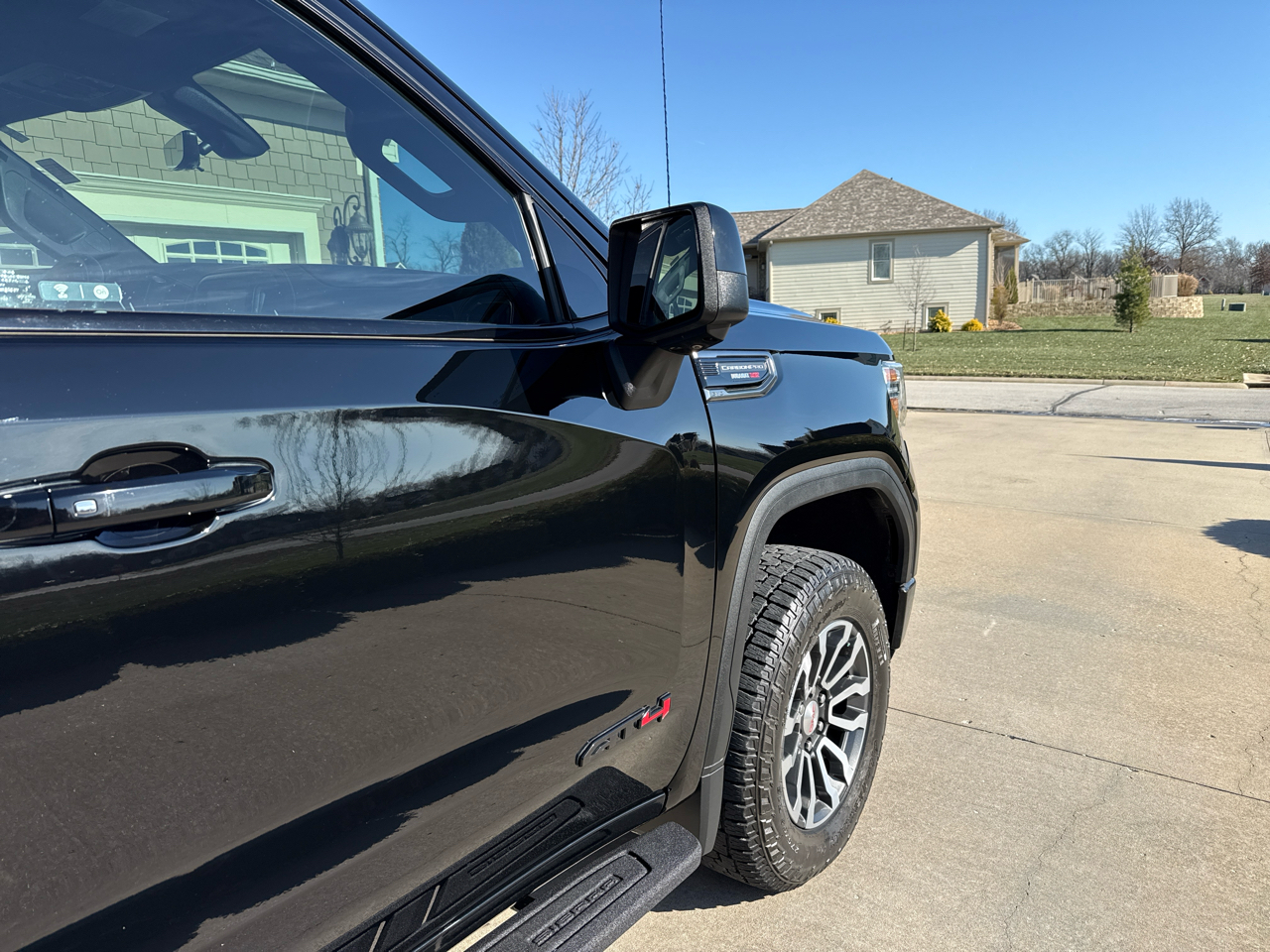 GMC Sierra 1500 AT4 Crew Cab 4WD 2021