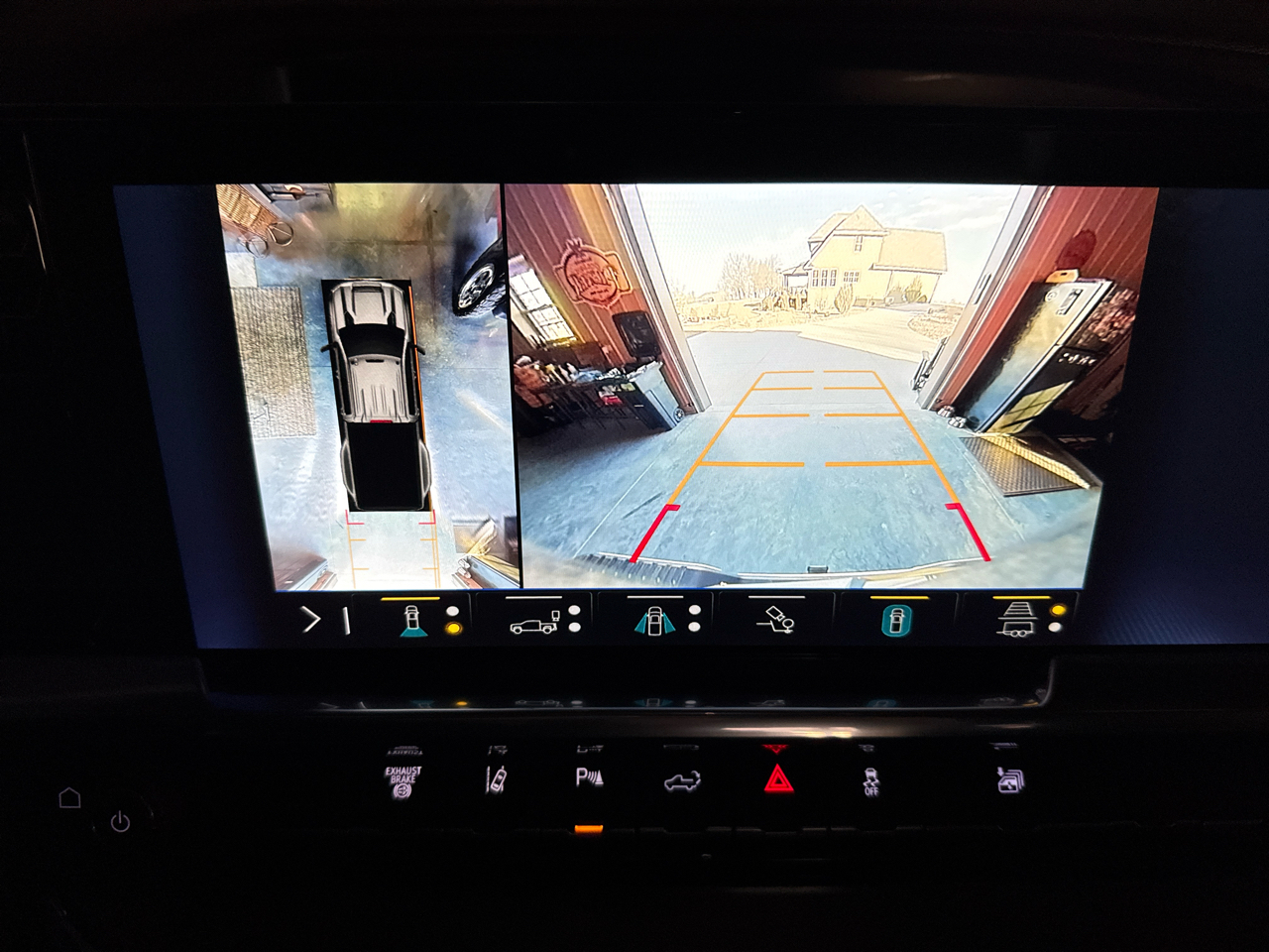 Chevrolet Silverado 3500HD 4WD Crew Cab 172" High Country 2025