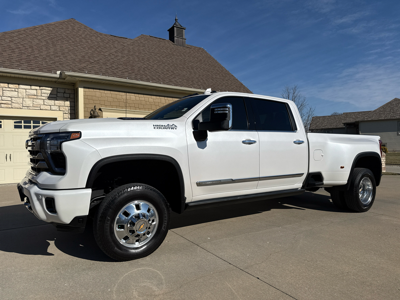 2025 Chevrolet Silverado 3500HD 4WD Crew Cab 172" High Country