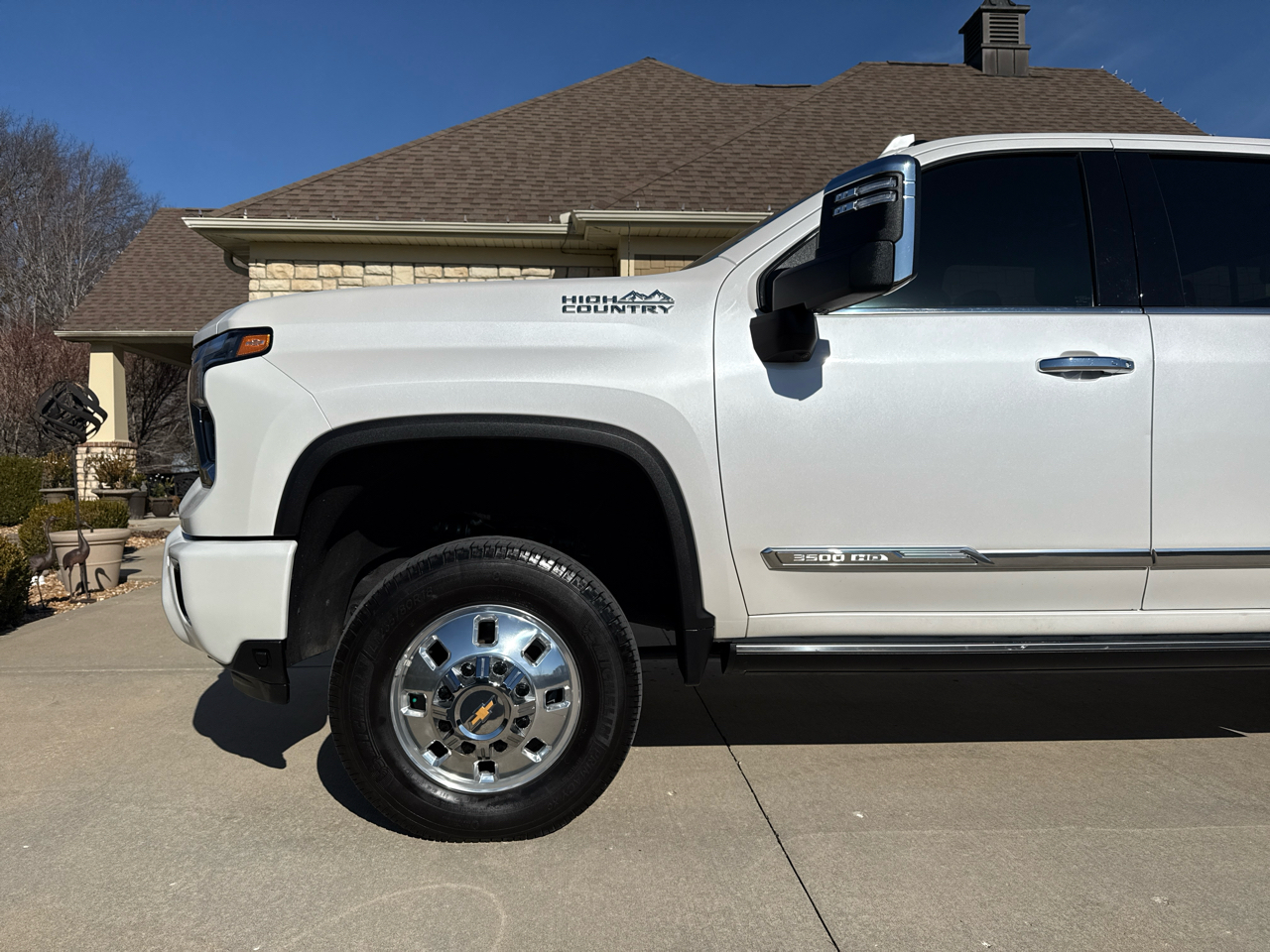 Chevrolet Silverado 3500HD 4WD Crew Cab 172" High Country 2025