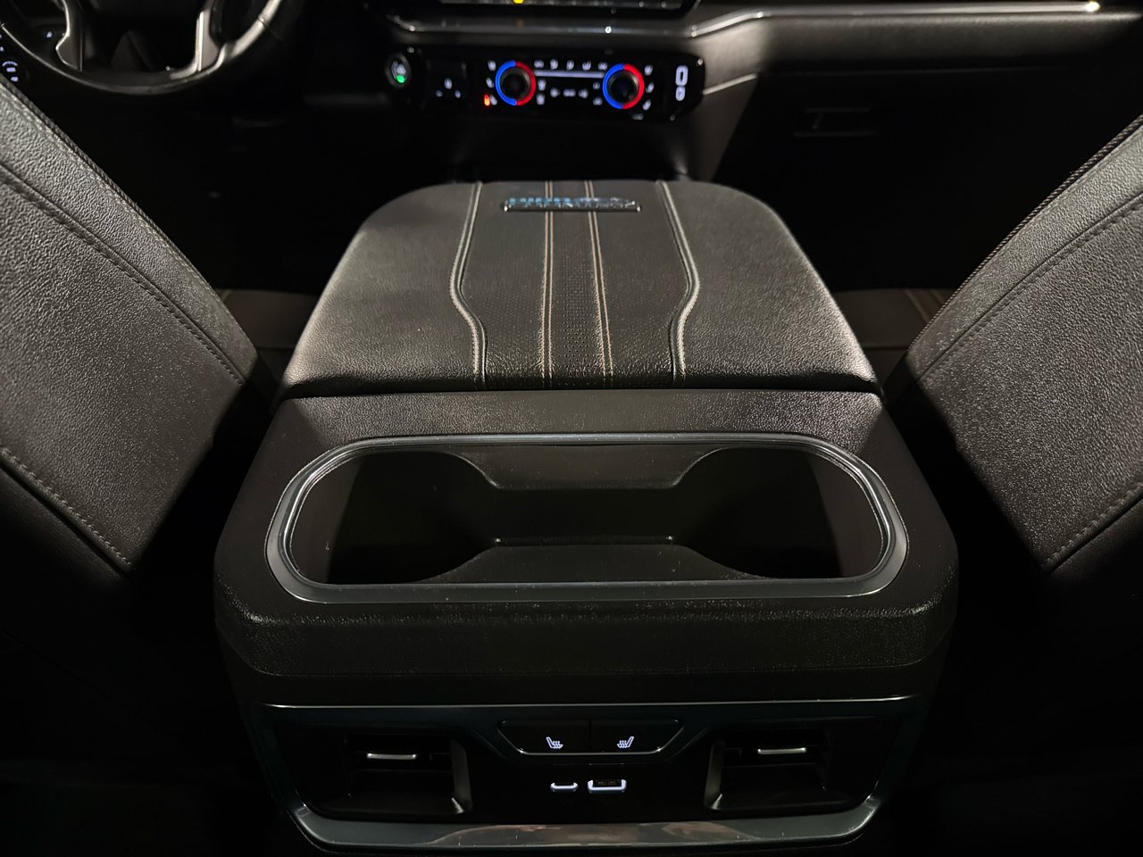 Chevrolet Silverado 3500HD 4WD Crew Cab 172" High Country 2025