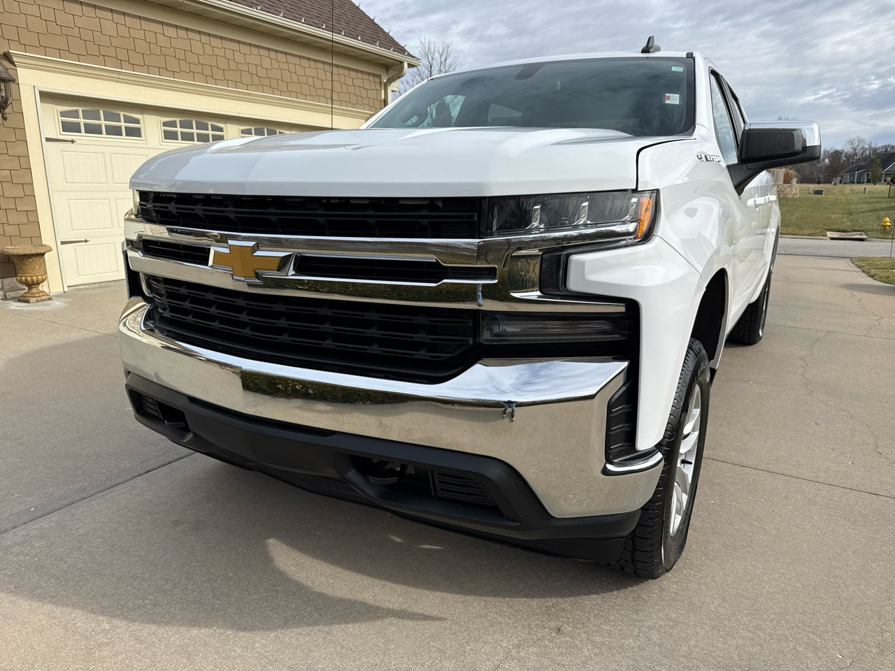 Chevrolet Silverado 1500 4WD Crew Cab 147" LT 2020