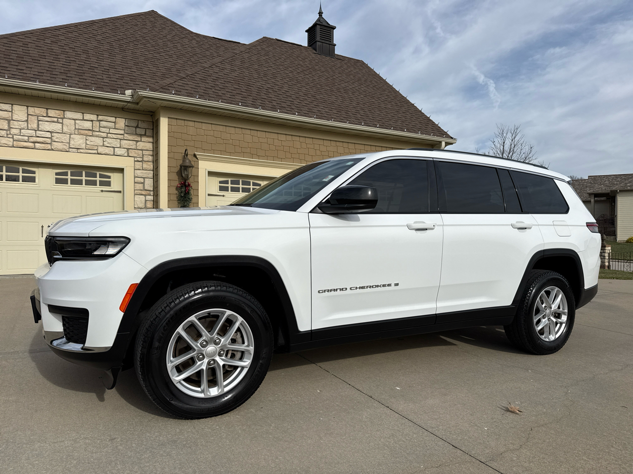 Jeep Grand Cherokee L Laredo 4x4 2022