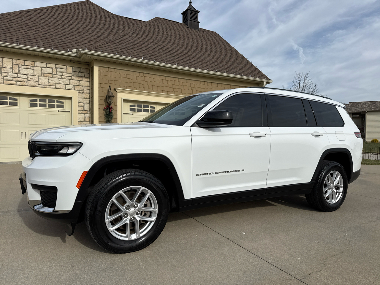 Jeep Grand Cherokee L Laredo 4x4 2022