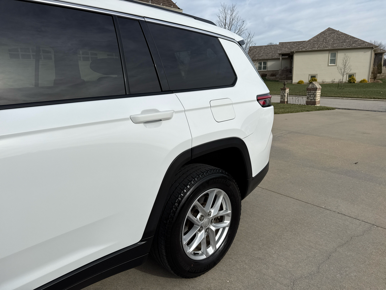 Jeep Grand Cherokee L Laredo 4x4 2022