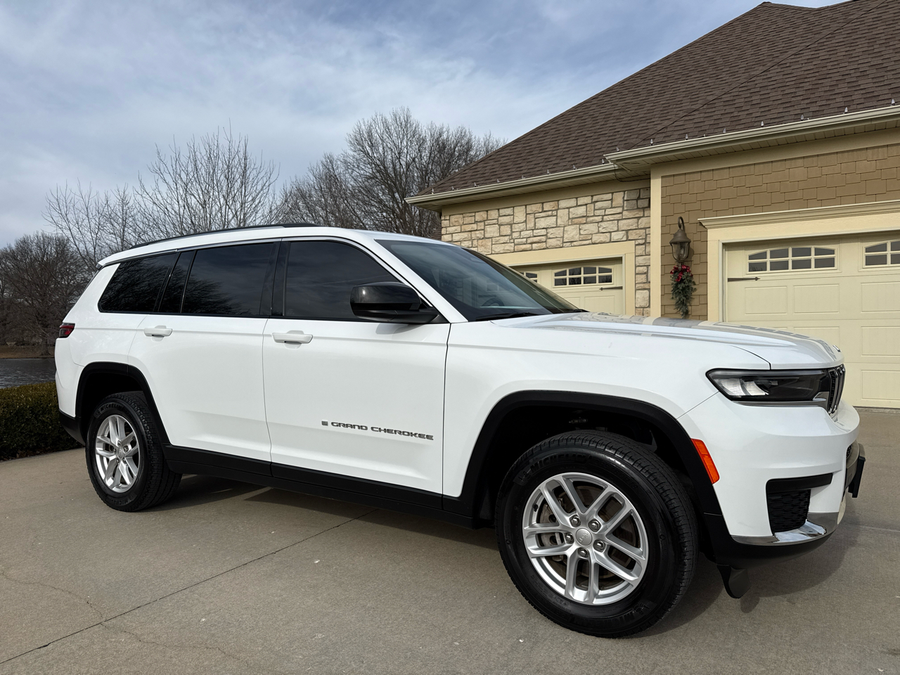 Jeep Grand Cherokee L Laredo 4x4 2022