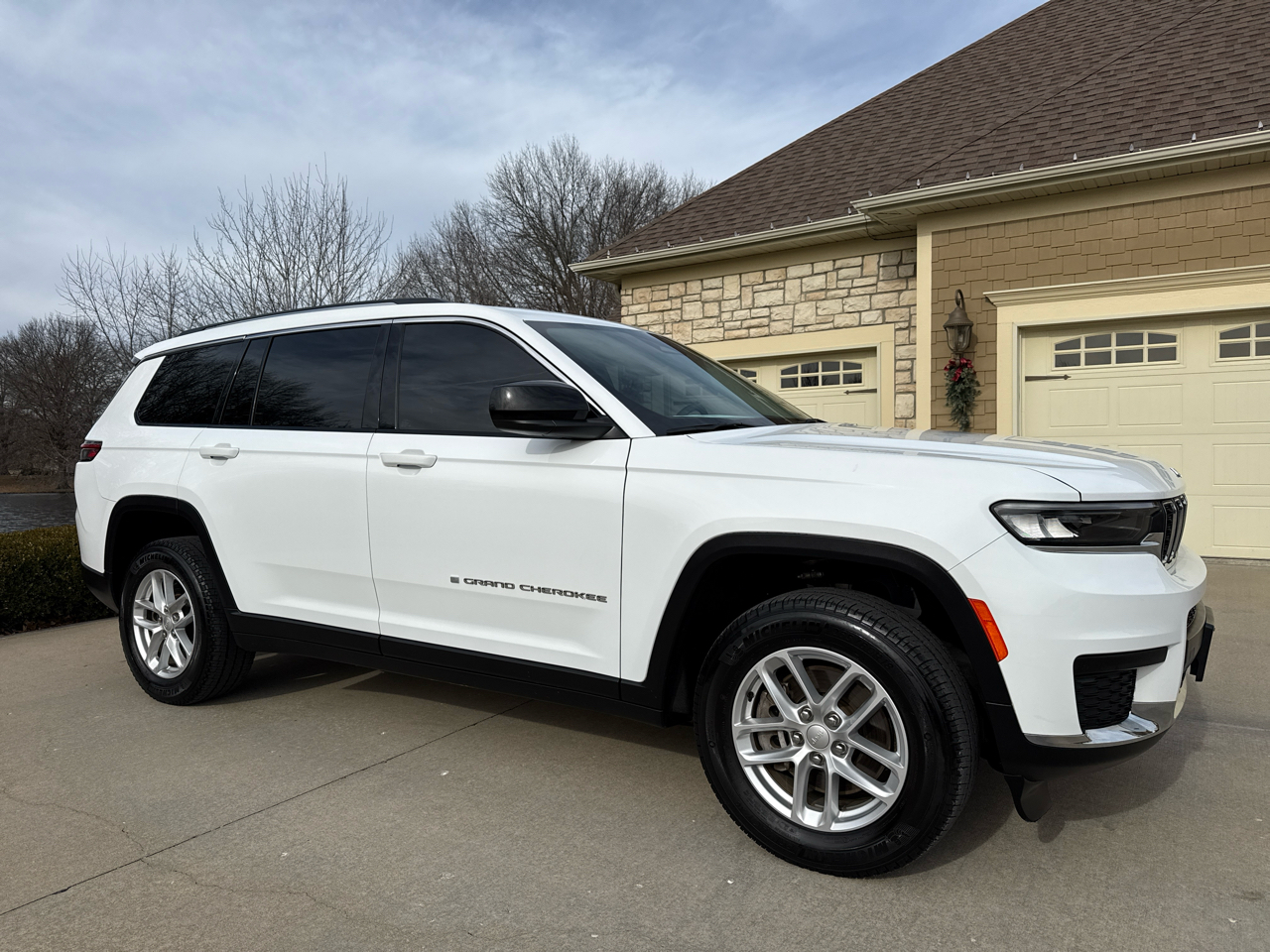 Jeep Grand Cherokee L Laredo 4x4 2022