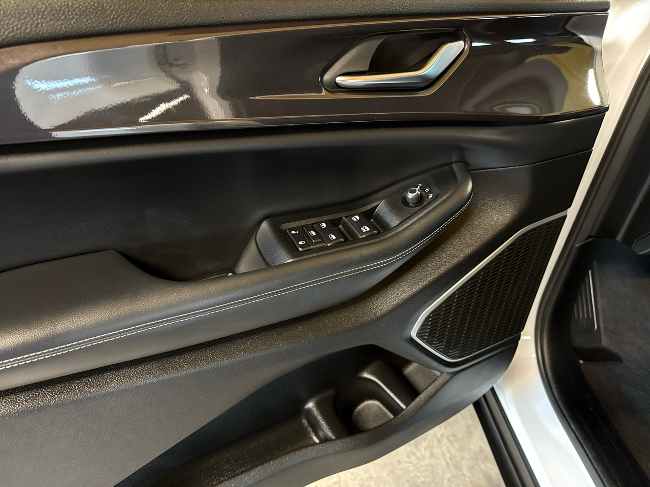 Jeep Grand Cherokee L Laredo 4x4 2022