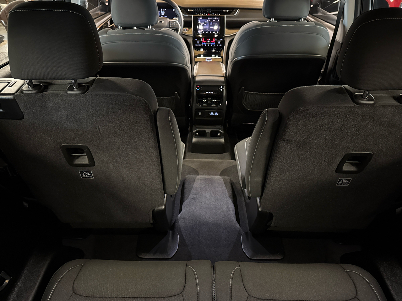 Jeep Grand Cherokee L Laredo 4x4 2022