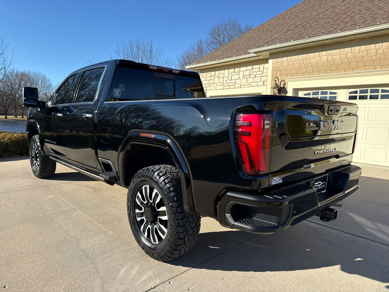 GMC Sierra 2500HD Denali Ultimate Crew Cab 4WD 2024