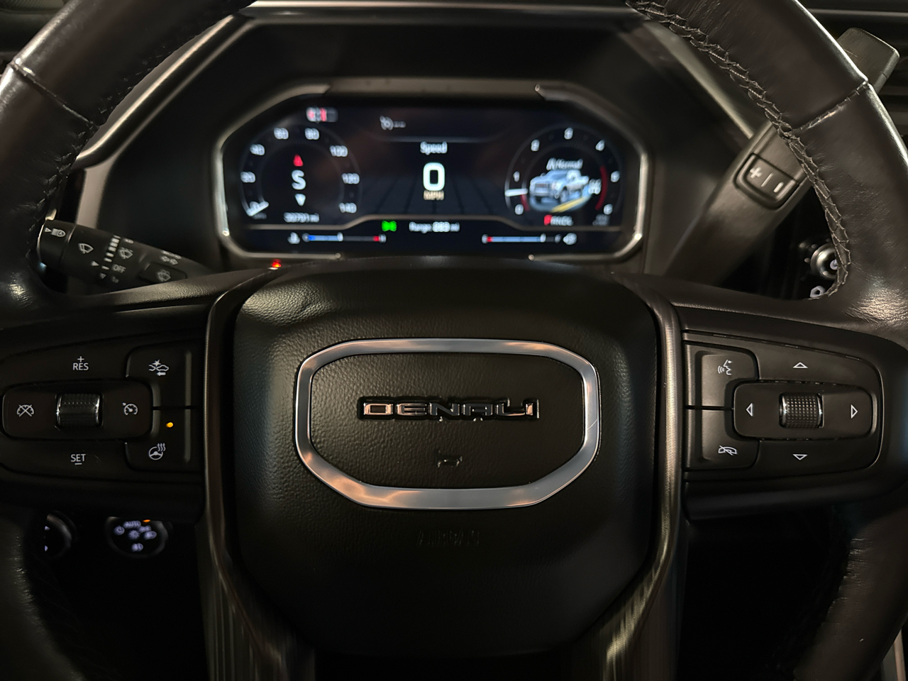 GMC Sierra 2500HD Denali Ultimate Crew Cab 4WD 2024