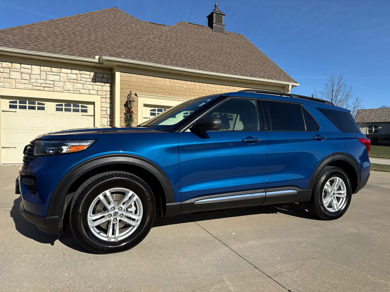 Ford Explorer XLT 4WD 2020
