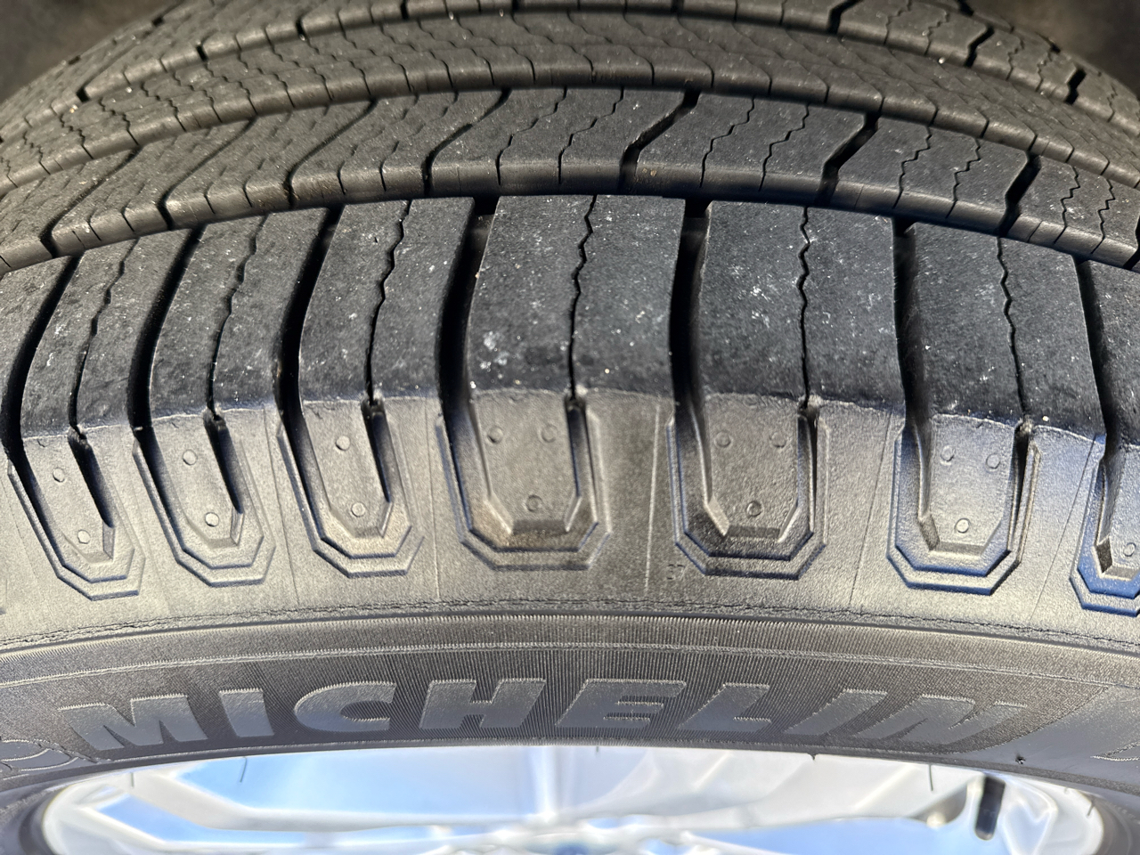 Ford Explorer XLT 4WD 2020