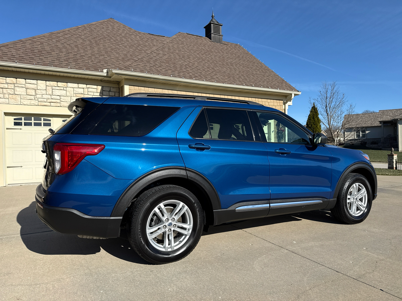 Ford Explorer XLT 4WD 2020
