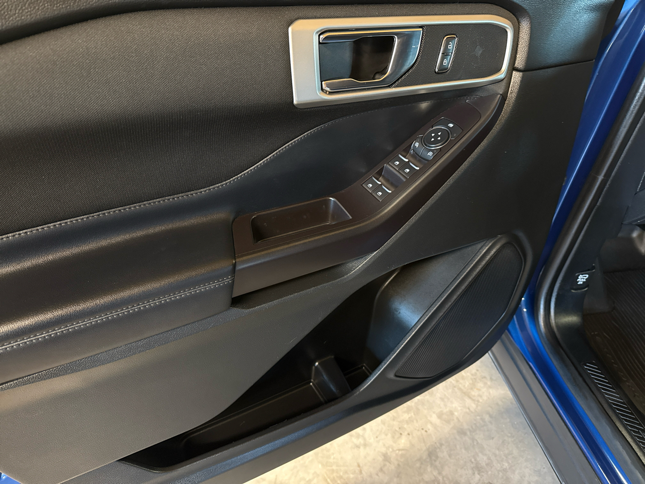 Ford Explorer XLT 4WD 2020