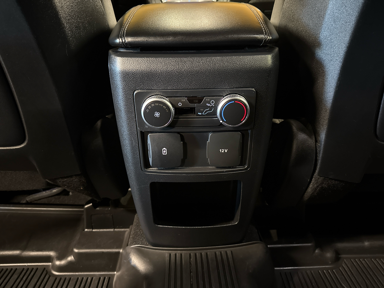 Ford Explorer XLT 4WD 2020