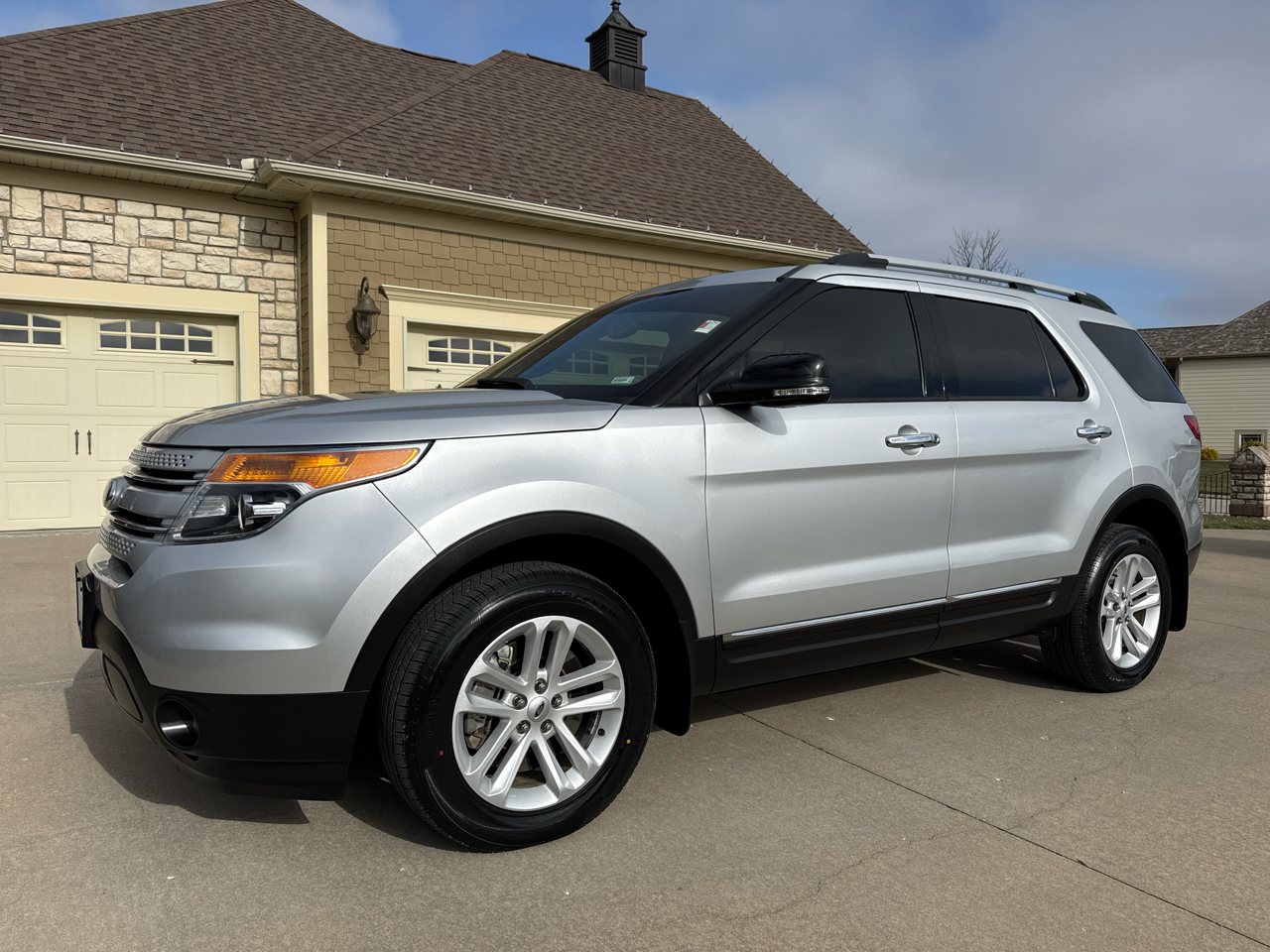 2014 Ford Explorer 4WD 4dr XLT