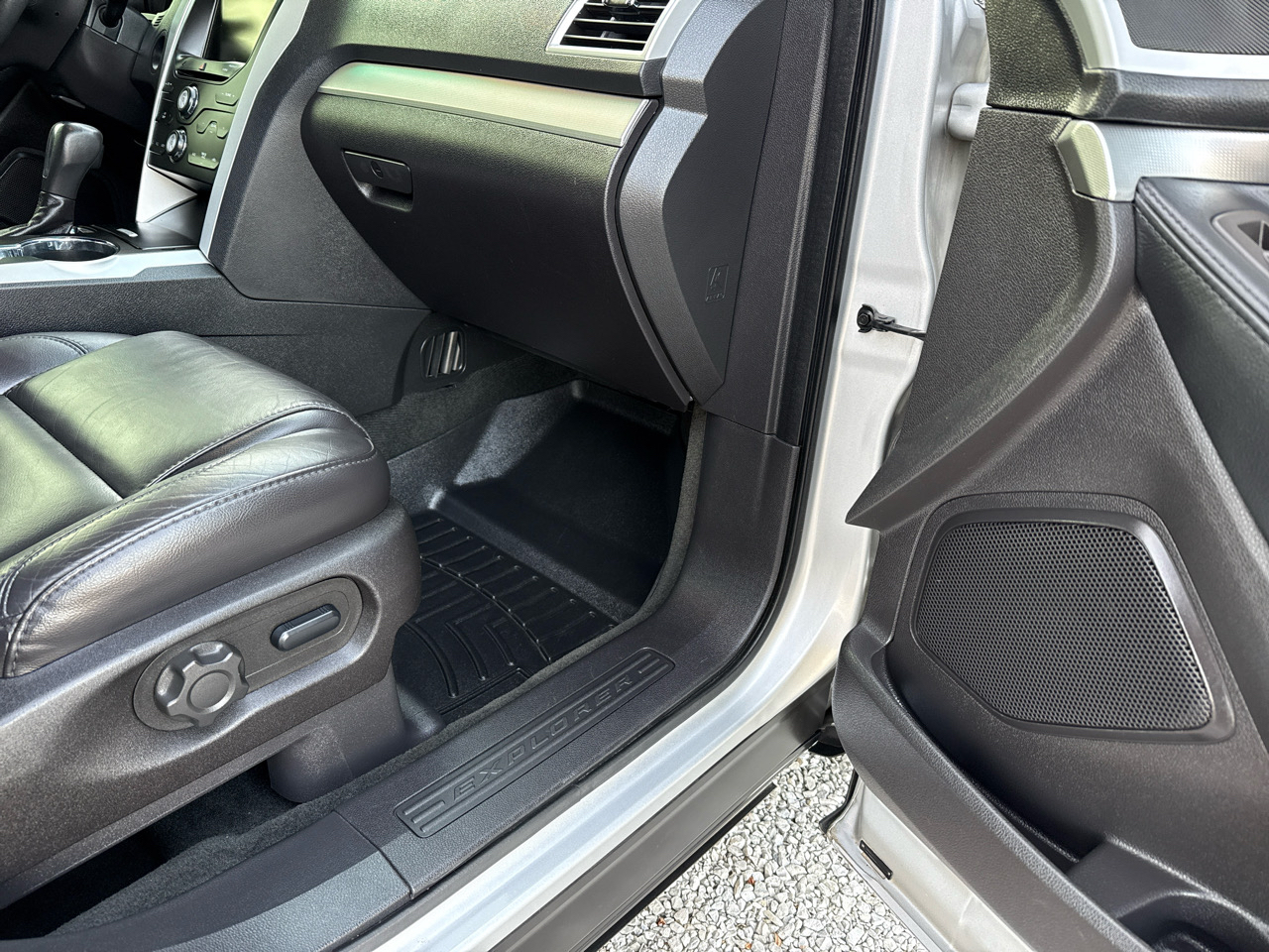 Ford Explorer 4WD 4dr XLT 2014