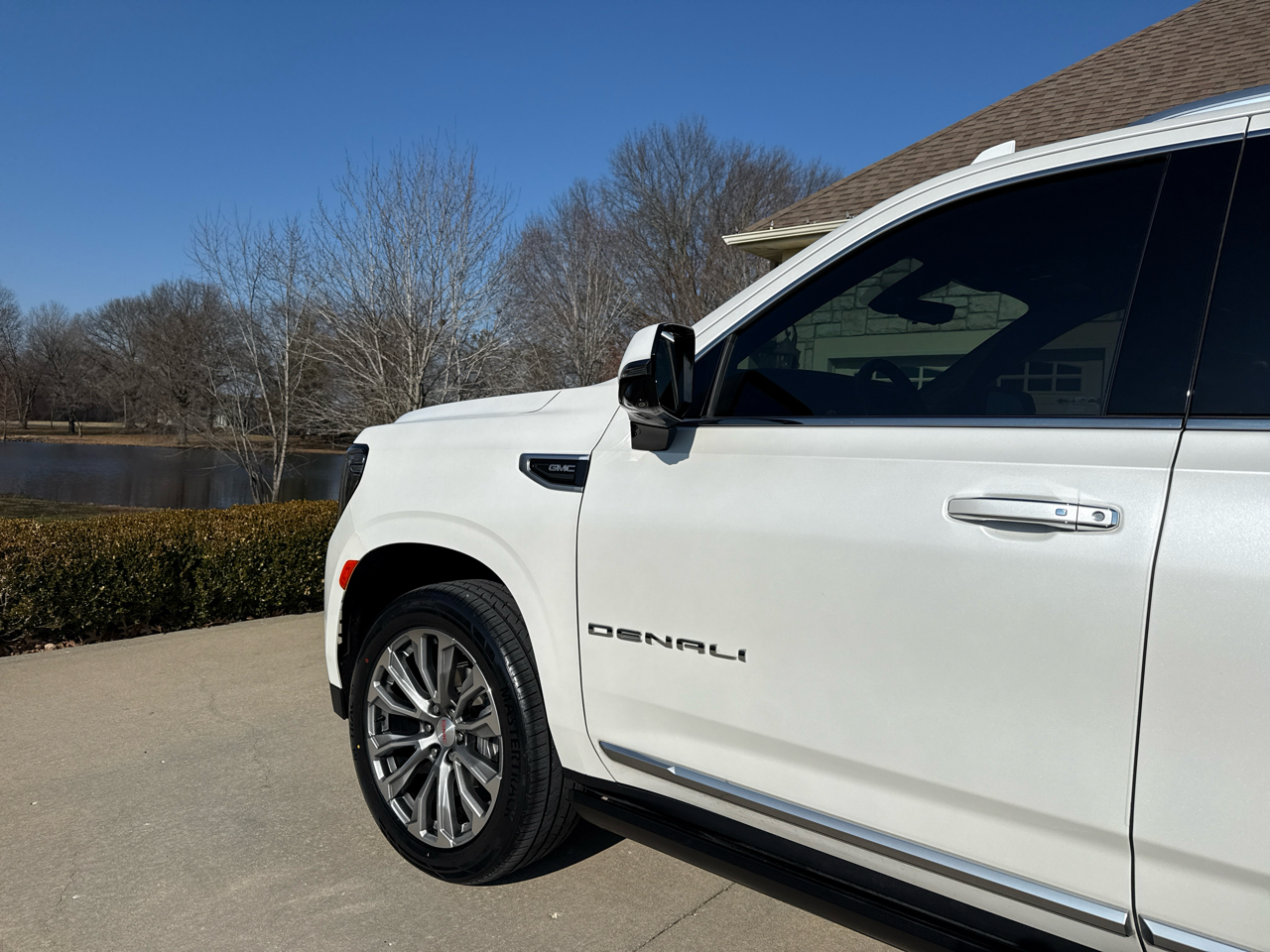 GMC Yukon 4WD 4dr Denali 2021