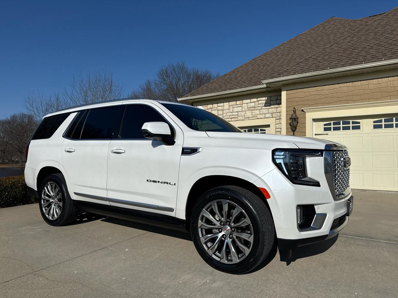 GMC Yukon 4WD 4dr Denali 2021