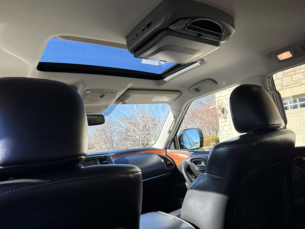 Infiniti QX80 LUXE AWD 2019