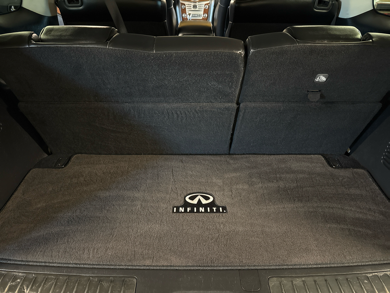 Infiniti QX80 LUXE AWD 2019