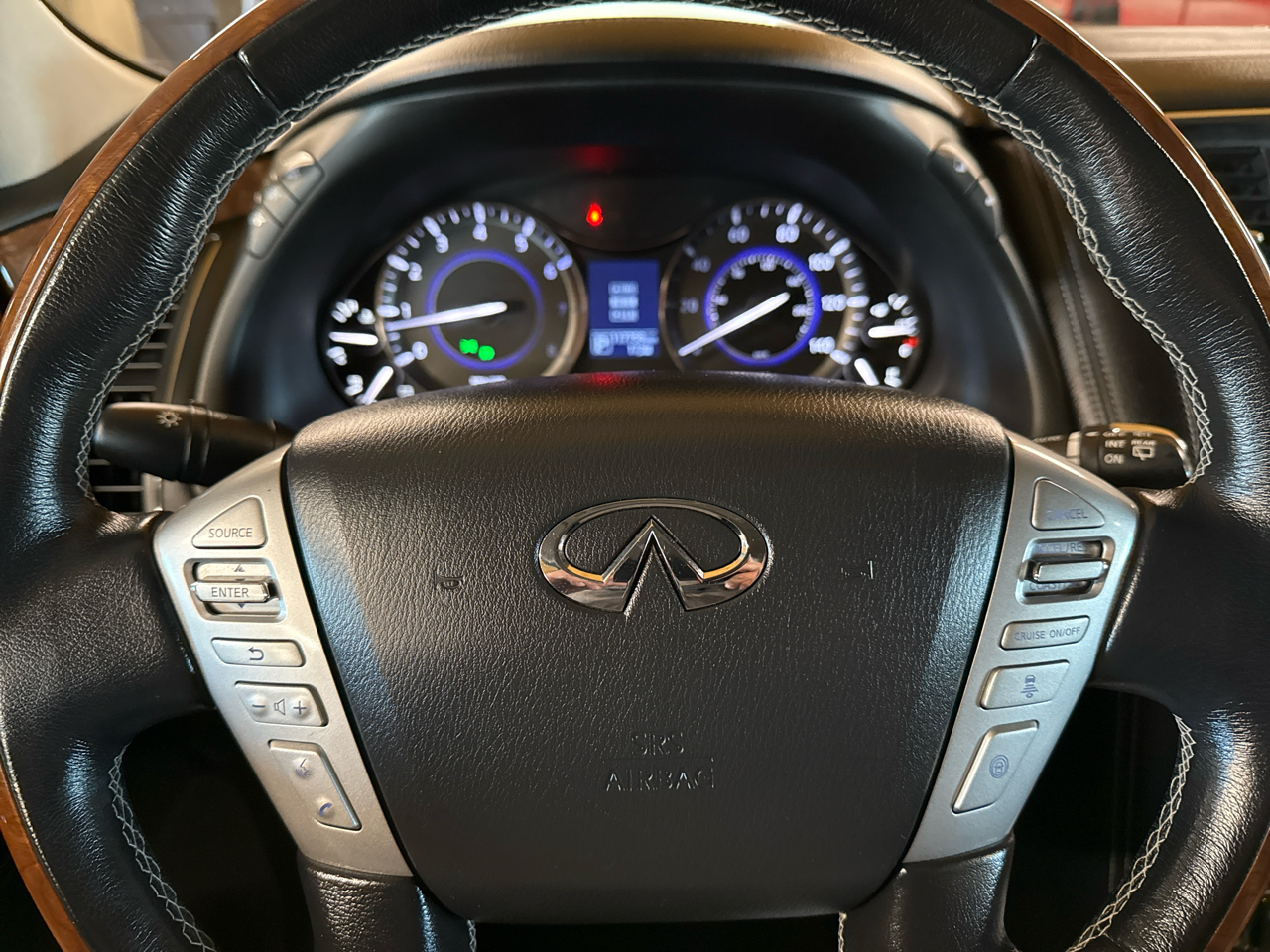 Infiniti QX80 LUXE AWD 2019