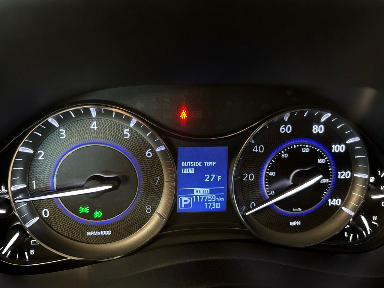 Infiniti QX80 LUXE AWD 2019