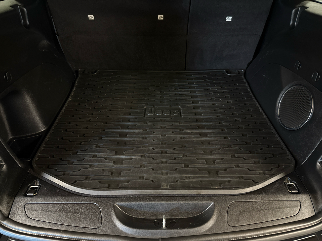 Jeep Grand Cherokee Laredo X 4x4 2021