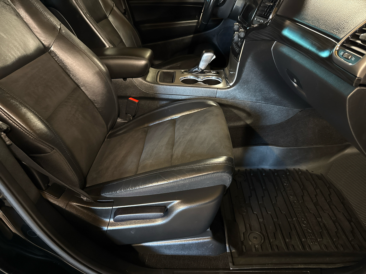 Jeep Grand Cherokee Laredo X 4x4 2021