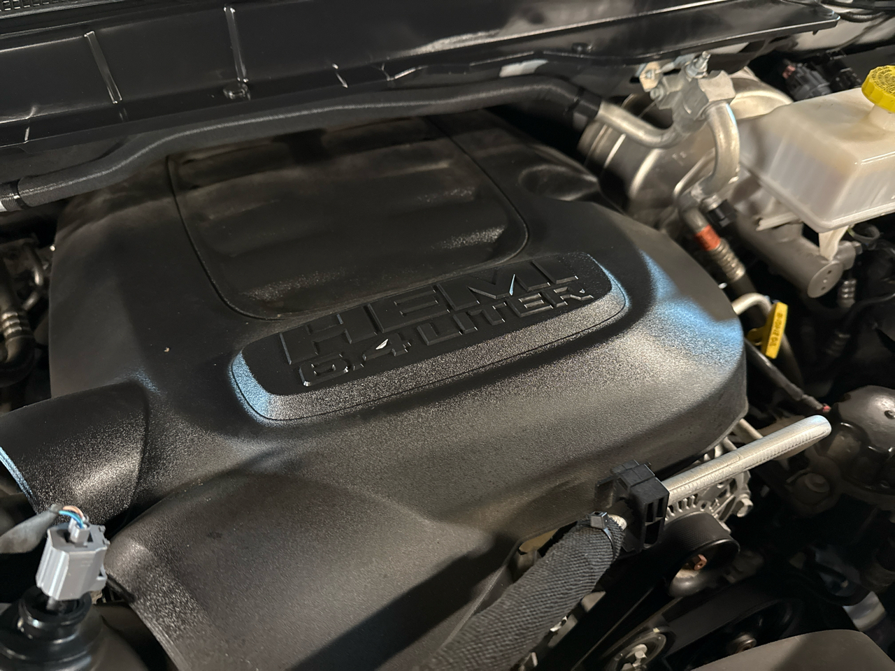 RAM 2500 Lone Star 4x4 Crew Cab 6'4" Box 2020