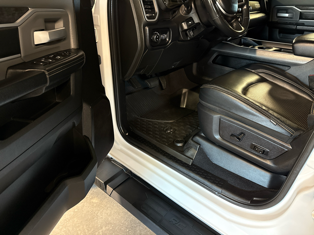 RAM 2500 Lone Star 4x4 Crew Cab 6'4" Box 2020