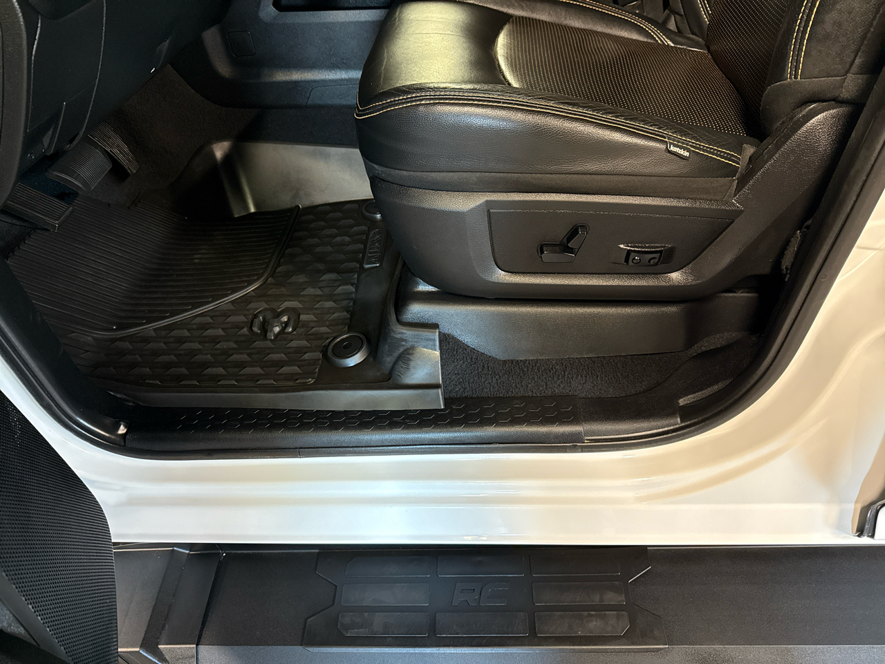 RAM 2500 Lone Star 4x4 Crew Cab 6'4" Box 2020