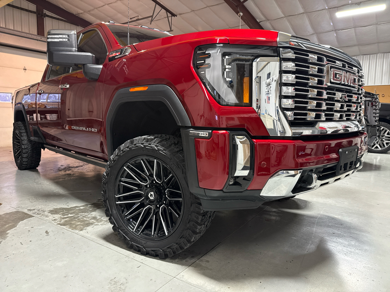 2024 GMC Sierra 2500HD 4WD Crew Cab 159" Denali