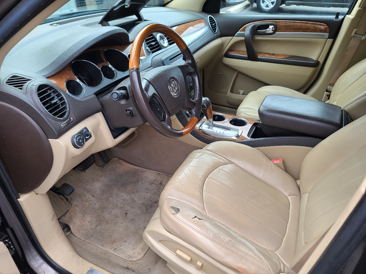 Buick Enclave CXL-2 AWD 2011 Buick Enclave CXL-2 AWD 2011