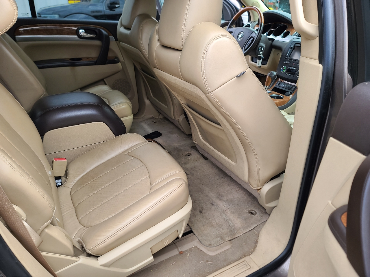 Buick Enclave CXL-2 AWD 2011 Buick Enclave CXL-2 AWD 2011